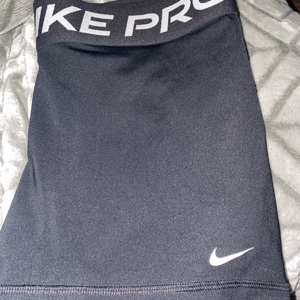 Nike Pro